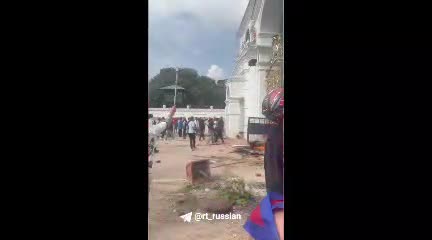   تصرف مسلح کاخ محل استقرار چند وزارتخانه و نهاد دولتی نپال توسط معترضان