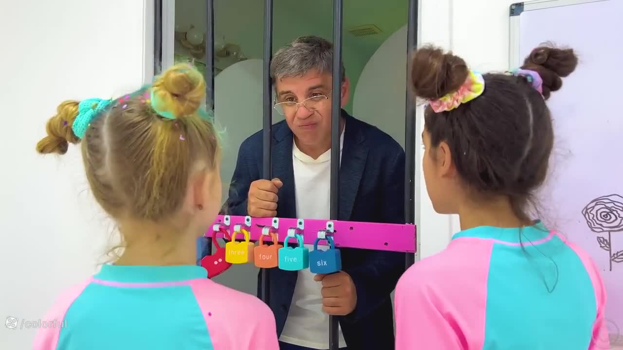 چالش مدرسه ناستیا و استیسی: ماجراجویی‌های خنده‌دار!