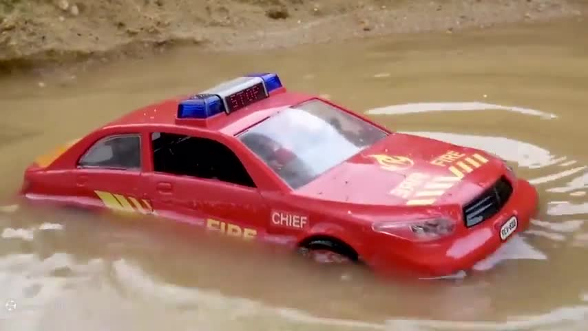 ماشین بازی کودکانه//اسباب بازی ماشین ها//اسباب بازی ماشین پلیس//کارتون ماشین