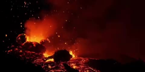   فعال شدن دوباره آتشفشان کوه اتنا در جزیره سیسیل ایتالیا