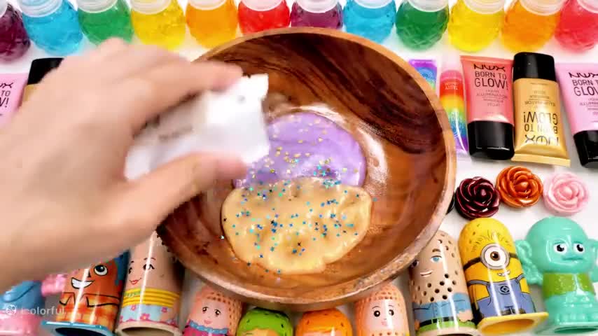 اسلایم‌های جادویی: آرامش و خنده در یک بسته!