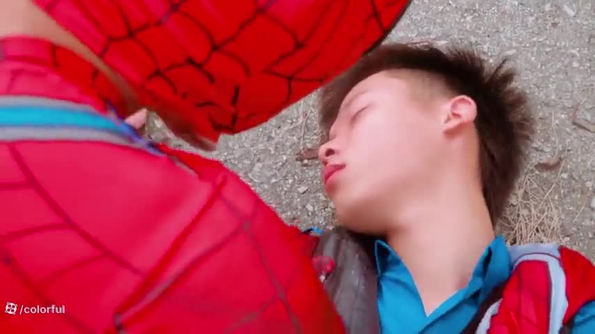 مرد عنکبوتی در نبرد نهایی: آیا اسپایدرمن پیروز می‌شود؟