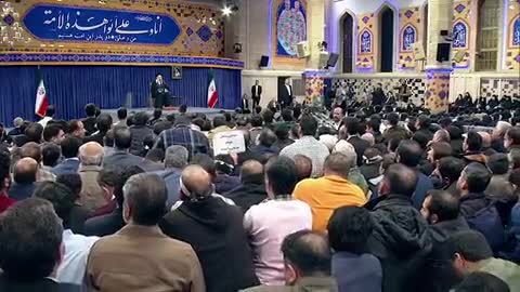   رهبر انقلاب: ما در مقابل دشمن کوتاه نمی‌آییم!