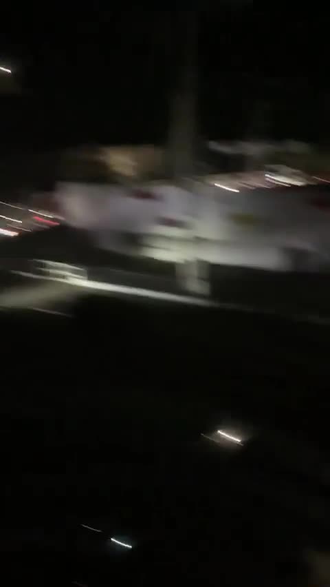   وحشت و فرار مردم ونزوئلا از کاراکاس بعد از حمله شدید آمریکا