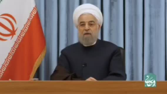   حسن روحانی: همه‌اش می‌گوییم ما فرمان می‌دهیم و دستور می‌دهیم؛ شما چه‌کاره مردم هستید که دستور می‌دهید! / از لجبازی در برابر مردم دست برداریم!