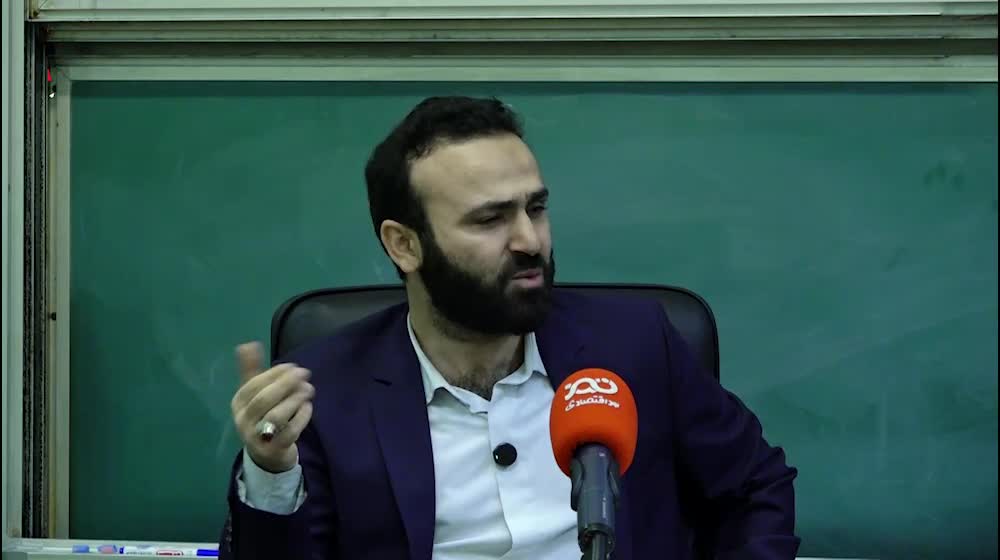   مدیرکل سابق دفتر اقتصاد مسکن وزارت راه و شهرسازی: هر مستاجری که به مشاور املاک سر می‌زند، یک نفر به ضدانقلاب اضافه می‌شود!