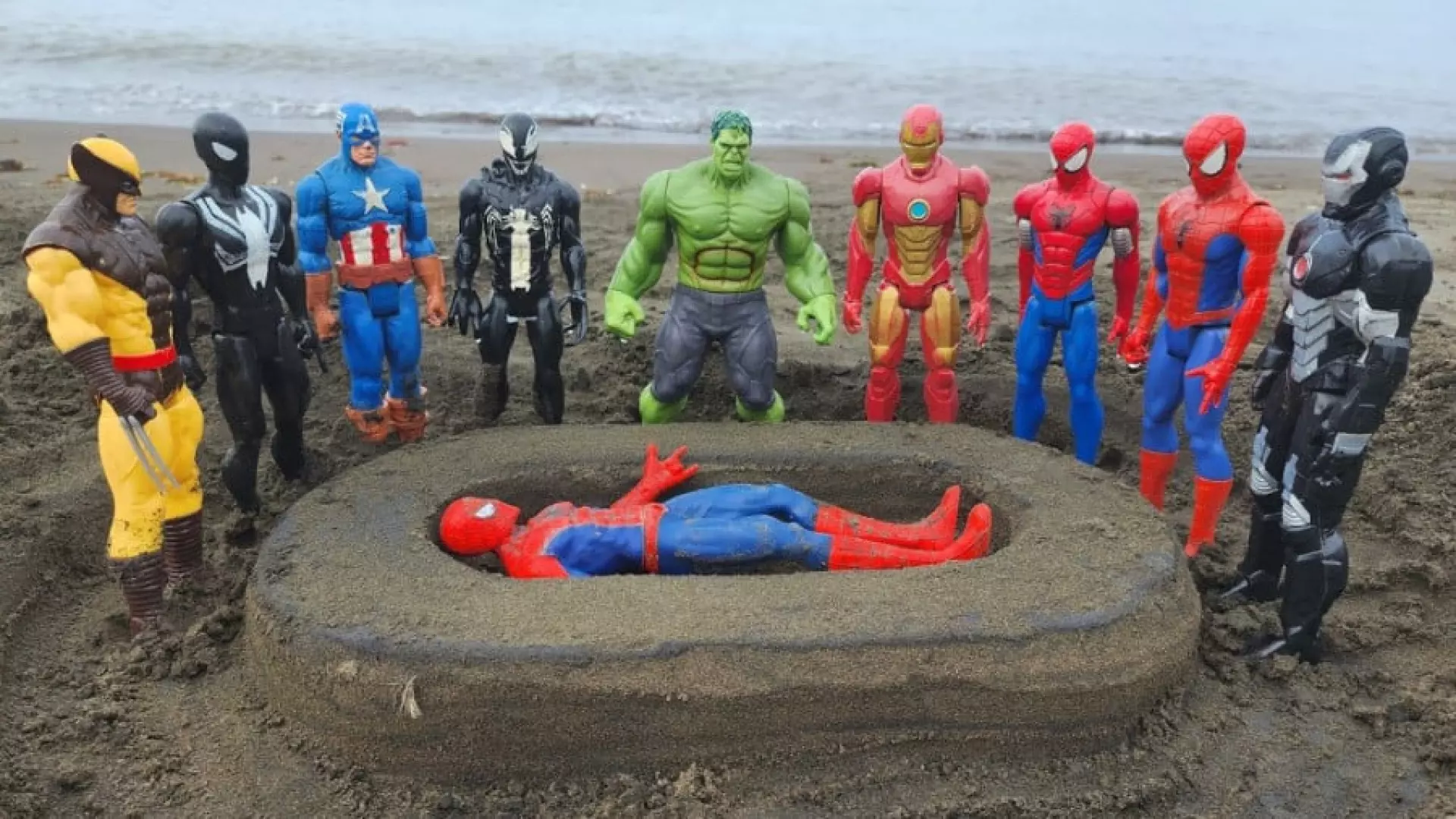 مرد عنکبوتی در نبرد با جوکر: پلیس چگونه گروگان را نجات می‌دهد؟