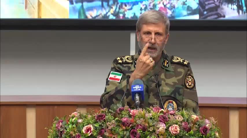   فرمانده کل ارتش: خود را فدایی ملت می‌دانم