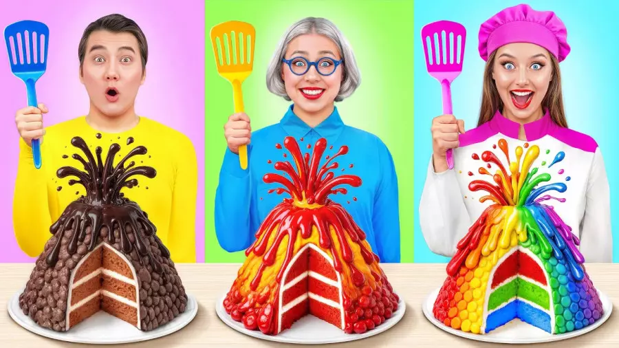 چالش غذایی بانوان: کیک لبوبو را بزنید و بخورید!