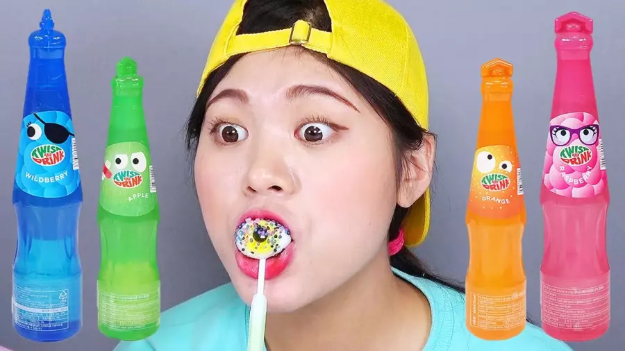 چالش خوراکی مفرح: Dona و دوستانش در دنیای جادویی پرمن جلی!