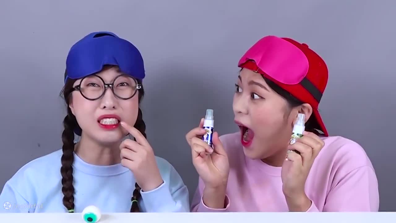 چالش عجیب و شیرین: مسابقه با دسرهای شکلاتی!