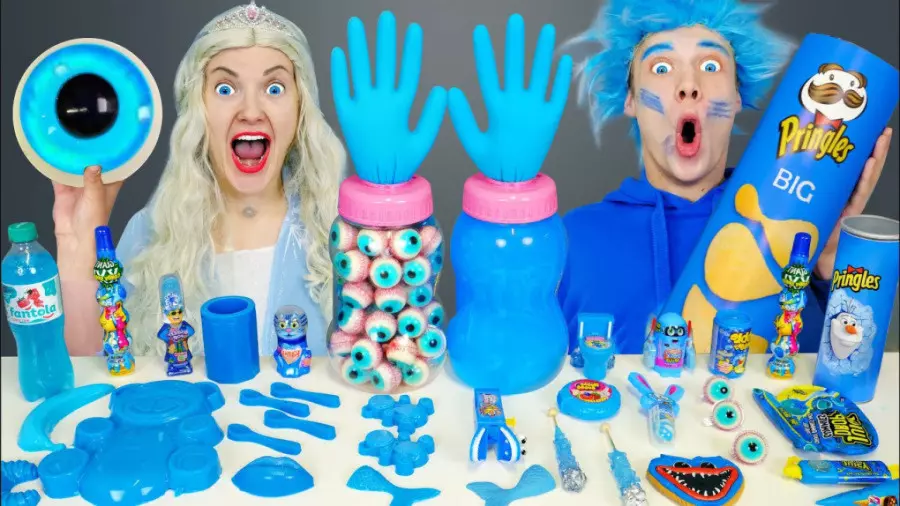 چالش کیک صورتی: آیا می‌توانید این دسر خوشمزه را بخورید؟