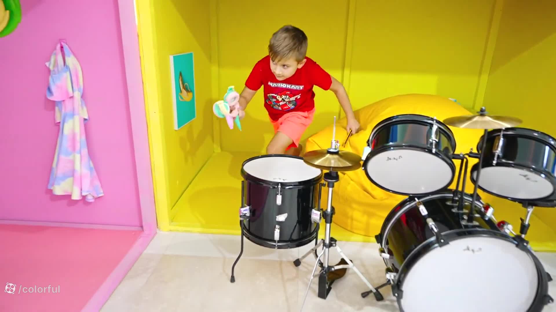 دیانا و روما: ماجراجویی‌های سرگرم‌کننده در خانه چهاررنگ!