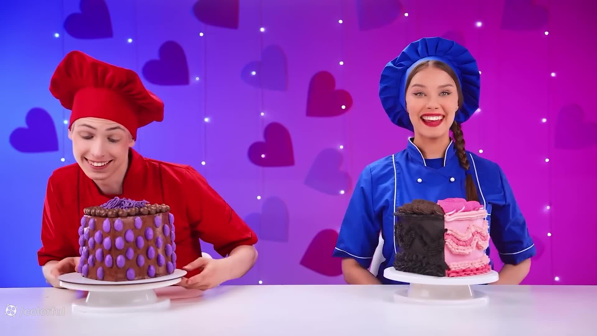 چالش زیباسازی کیک: لحظات خنده‌دار و سرگرم‌کننده!