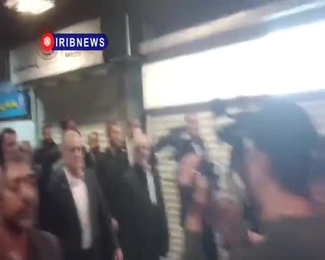   پزشکیان با مترو به محل راهپیمایی ۲۲ بهمن رفت