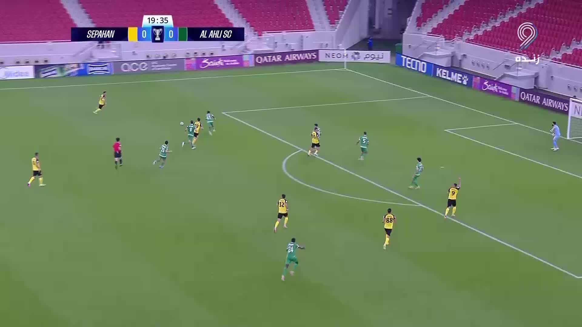   گل اول برای سپاهان با ضربه زیبای آلوز