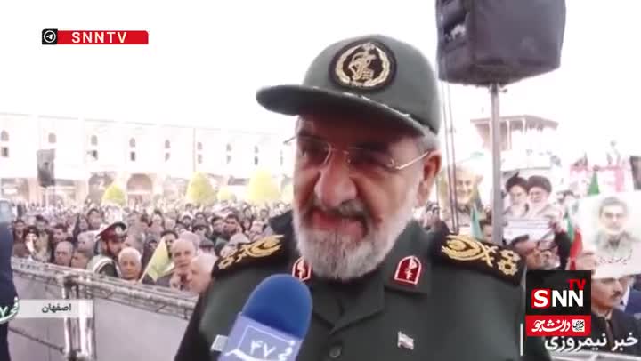    محسن رضایی: دشمنان باید سر تعظیم در برابر ملت ایران فرود بیاورند