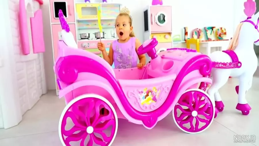 ماجرای دیانا و روما: بیدار کردن دختر خواب آلود!