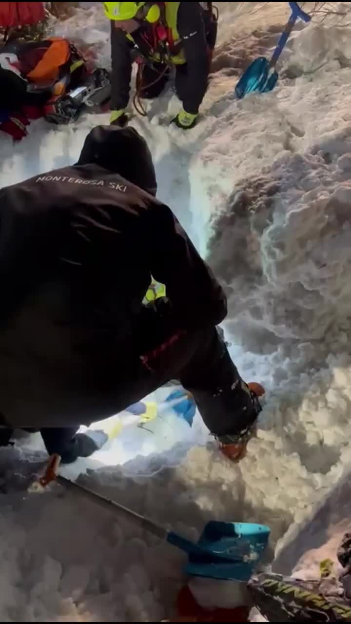   ریزش بهمن در منطقه واله دائوستا در شمال غربی ایتالیا