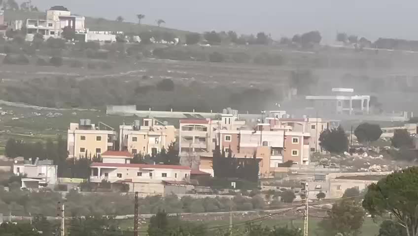   حمله اسرائیل به یک ساختمان در جنوب لبنان