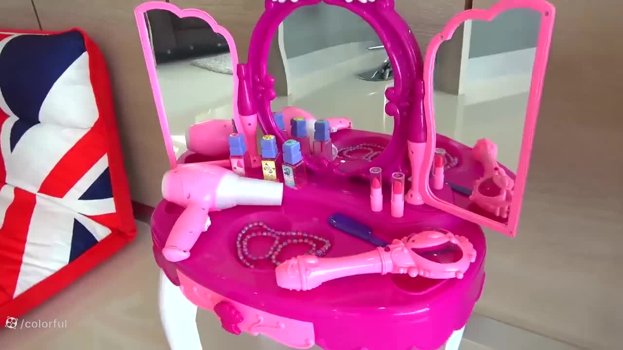 دیانا و رما: ماجرای خنده‌دار با آرایش و آینه جادویی!