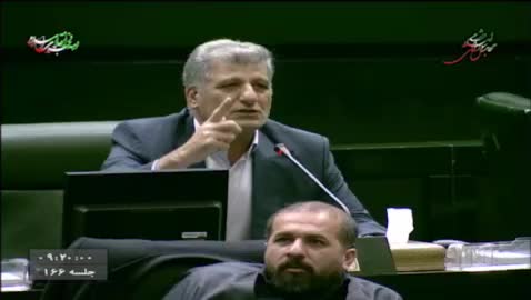   حمله تند یک نماینده مجلس به همکارش: به کجا متصل است که به راحتی...