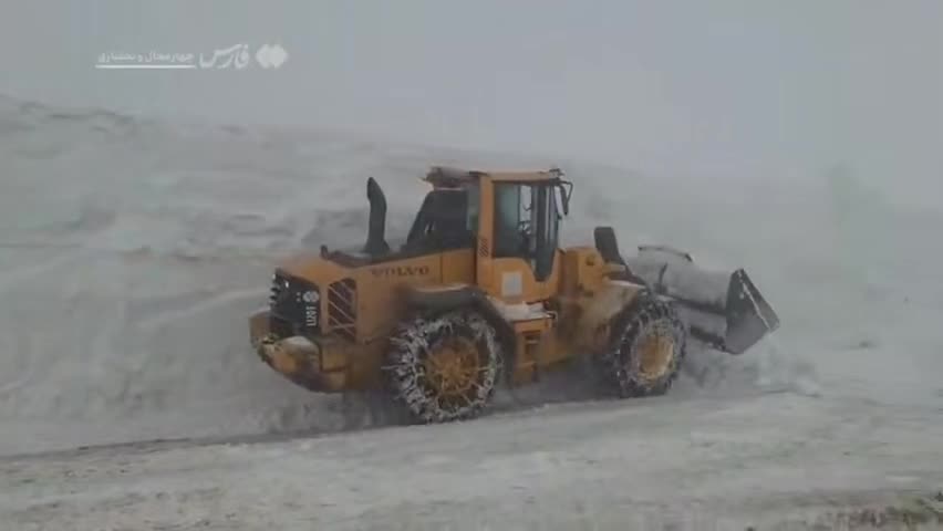    بارش برف ۴ متری در چهارمحال‌وبختیاری