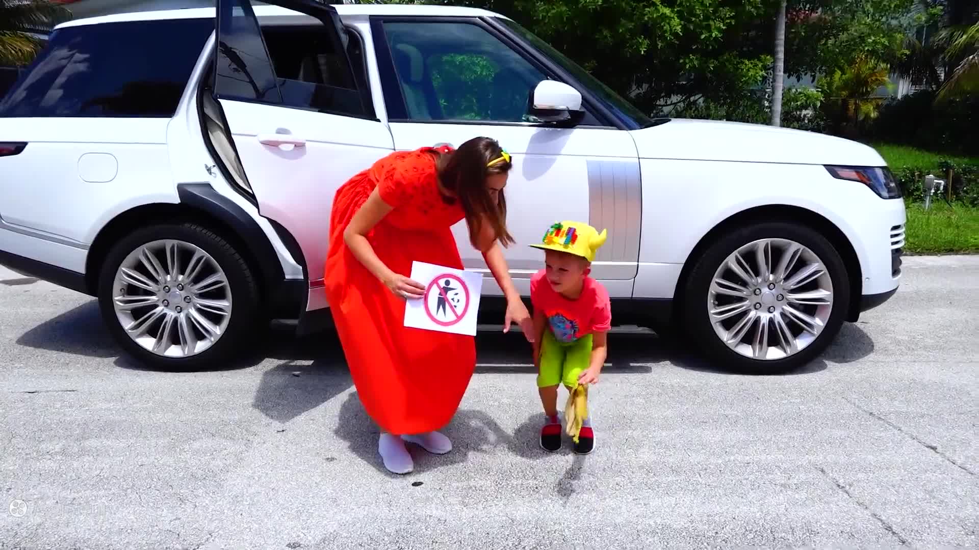 ماجرای شگفت‌انگیز ولاد و نیکی در جشن تولدشان!