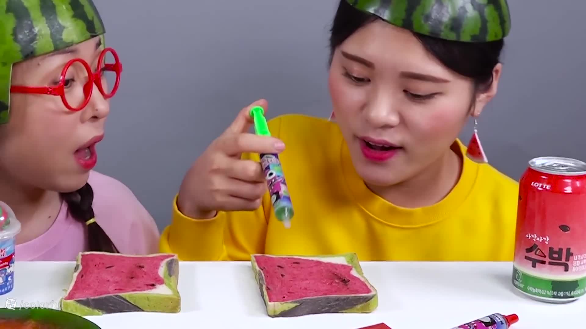 چالش خنده‌دار خوراکی: آب‌هندوانه و بستنی در یک ملاقات شیرین!