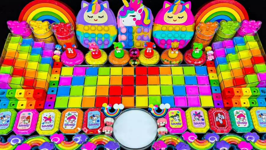 مخلوط شگفت‌انگیز اسلایم رنگین کمانی با زرق و برق - آرامش را تجربه کنید!