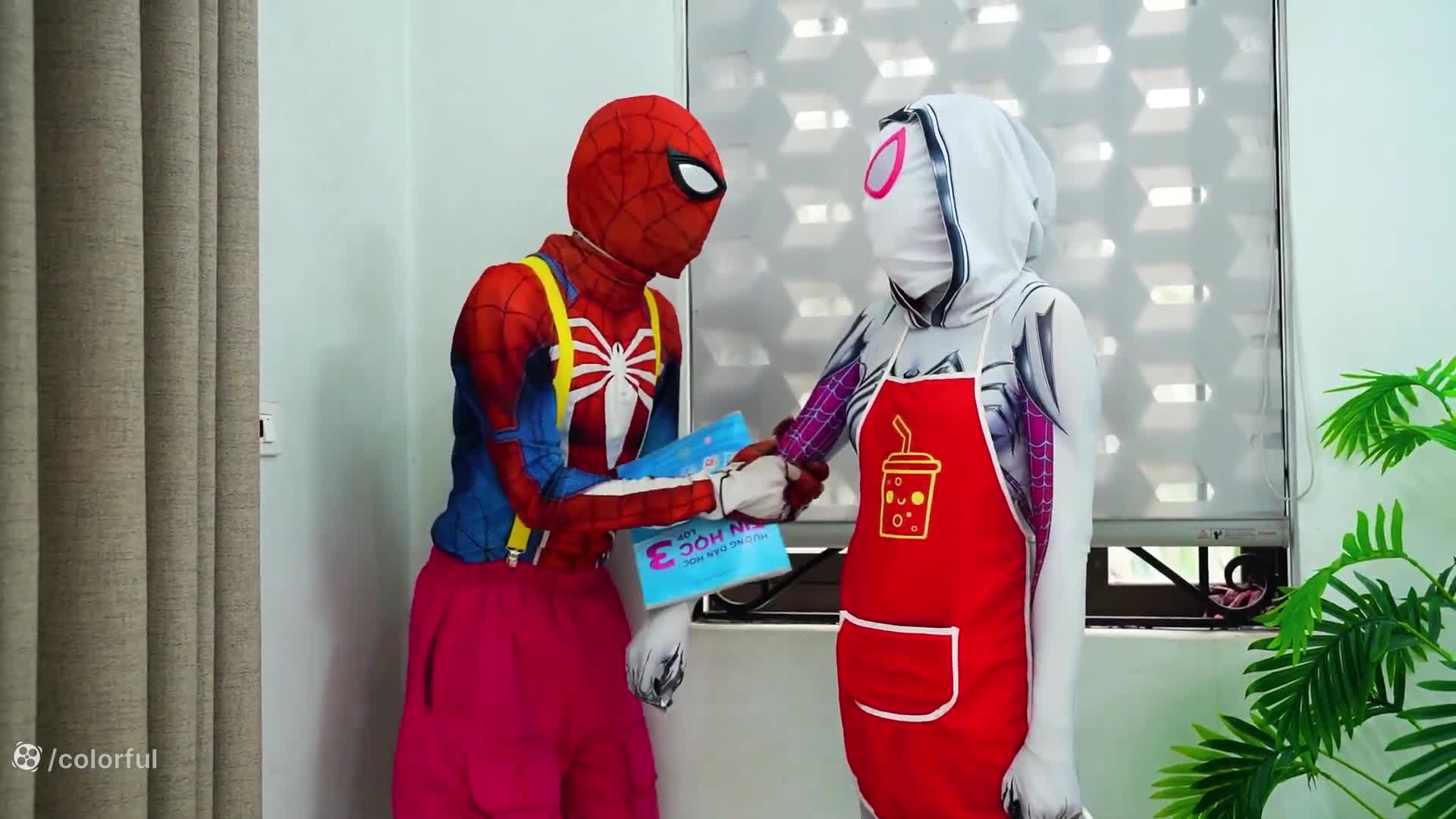 نبرد عجیب مرد عنکبوتی: آیا خانواده قرمز دوباره متحد می‌شود؟