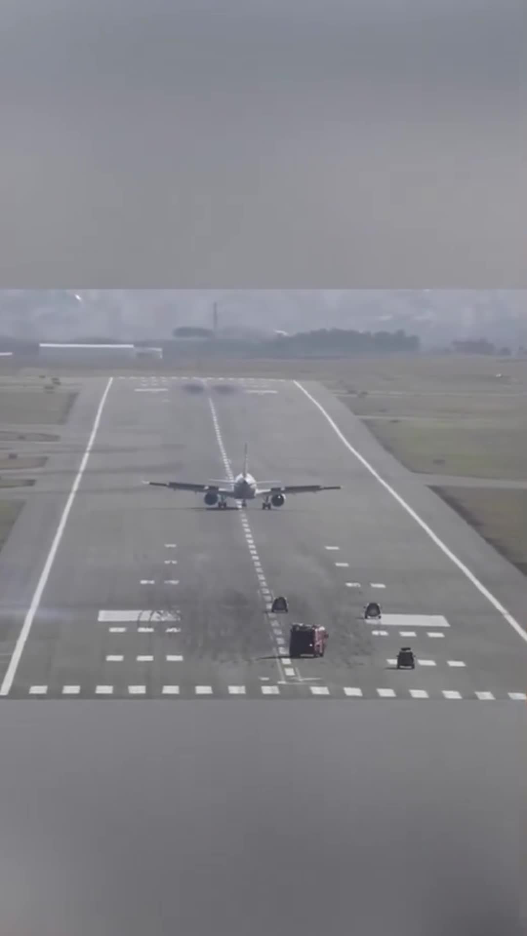   فرود اضطراری به خاطر دود در کابین خلبان