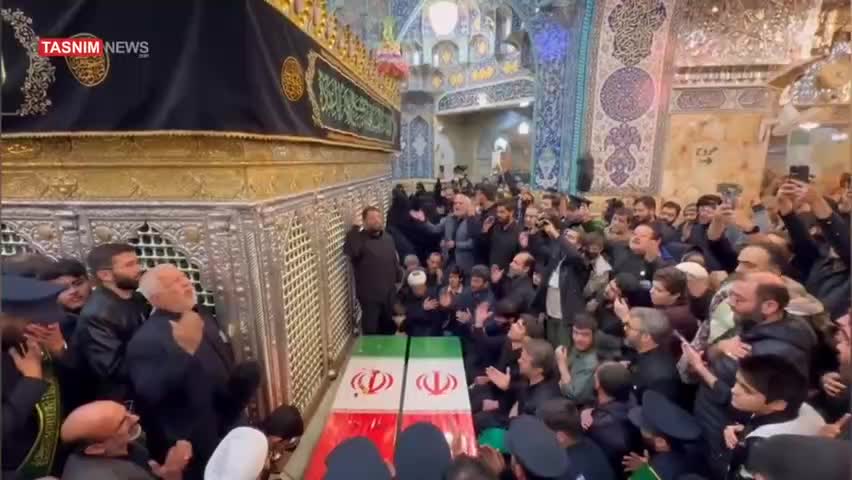 طواف پیکر شهید لاریجانی و پسرش در حرم حضرت معصومه