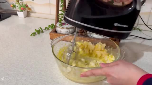 دستور تهیه شیرینی گردویی خانگی به سبک قنادی