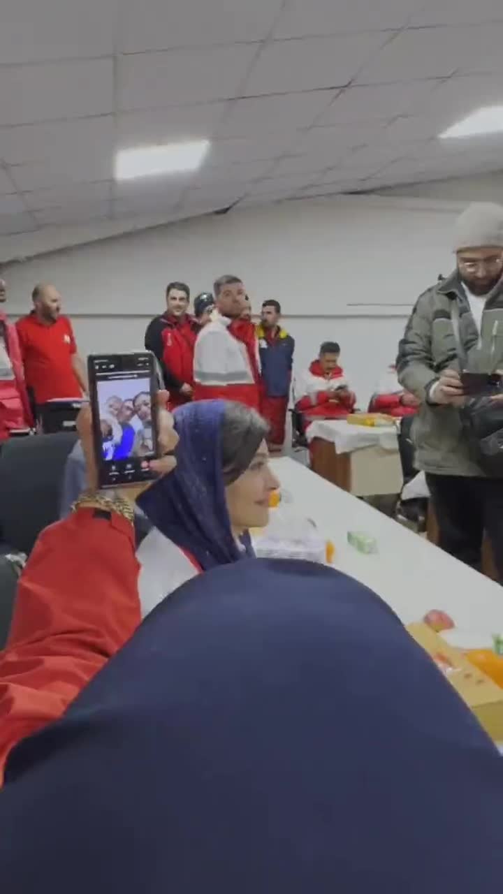   پردیس احمدیه سال جدید ۱۴۰۵ را در کنار امدادگران هلال‌احمر آغاز کرد