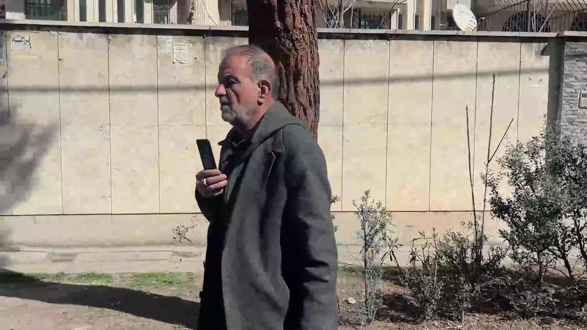 موشک عمل‌نکرده وسط دیوار یک ساختمان در تهران
