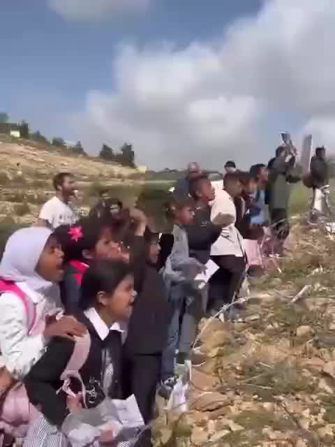 اعتراض کودکان فلسطینی به محرومیت از تحصیل