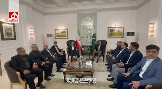   تصاویری از دیدار عراقچی با فیلد مارشال عاصم منیر فرمانده ارتش پاکستان در اسلام آباد