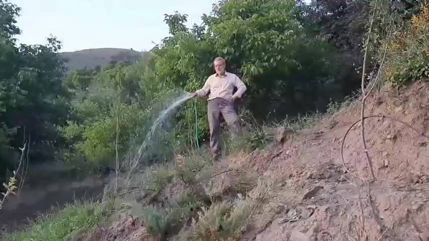    پاسخ شهید دکتر لاریجانی در فیلمی دیده نشده در ایام رد صلاحیت انتخابات ۱۴۰۰