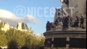 سقوط وحشتناک از بالای مجسمه آزادی