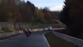 حفظ تعادل مینی کوپر به مدت 45 دقیقه در پیست نوربرگ رینگ