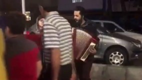 اجرای زنده موسیقی در خیابان-ایران