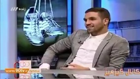 بنده خدا کلی پول داده ابولش رو برداشته باز صداش میکنن ابوالحسن!  