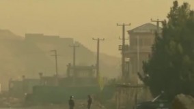 انفجار در مقابل هتل نورث گیت و درگیری میان مردان مسلح و پلیس