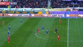 اشتباه عجیب داور در عدم اخراج بازیکن گسترش