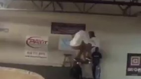 وقتی جلو دوس دخترت میرینی و میخای جمعش کنی