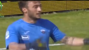 7 خروج عجیب و جالب دروازه بانان از دروازه