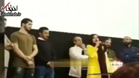 واکنش ساره بیات به ماجرای در آغوش گرفتن رضا قوچان‌نژاد و توهین‌های مردم: به رضا احساس محرمیت دارم