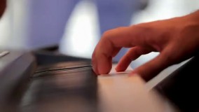 پشت صحنه ی جالب ودیدنی از تمرین کنسرت خنده ی حسن ریوندی