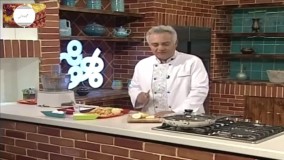 پودینگی بسیار خوشمزه با سیب و بادام